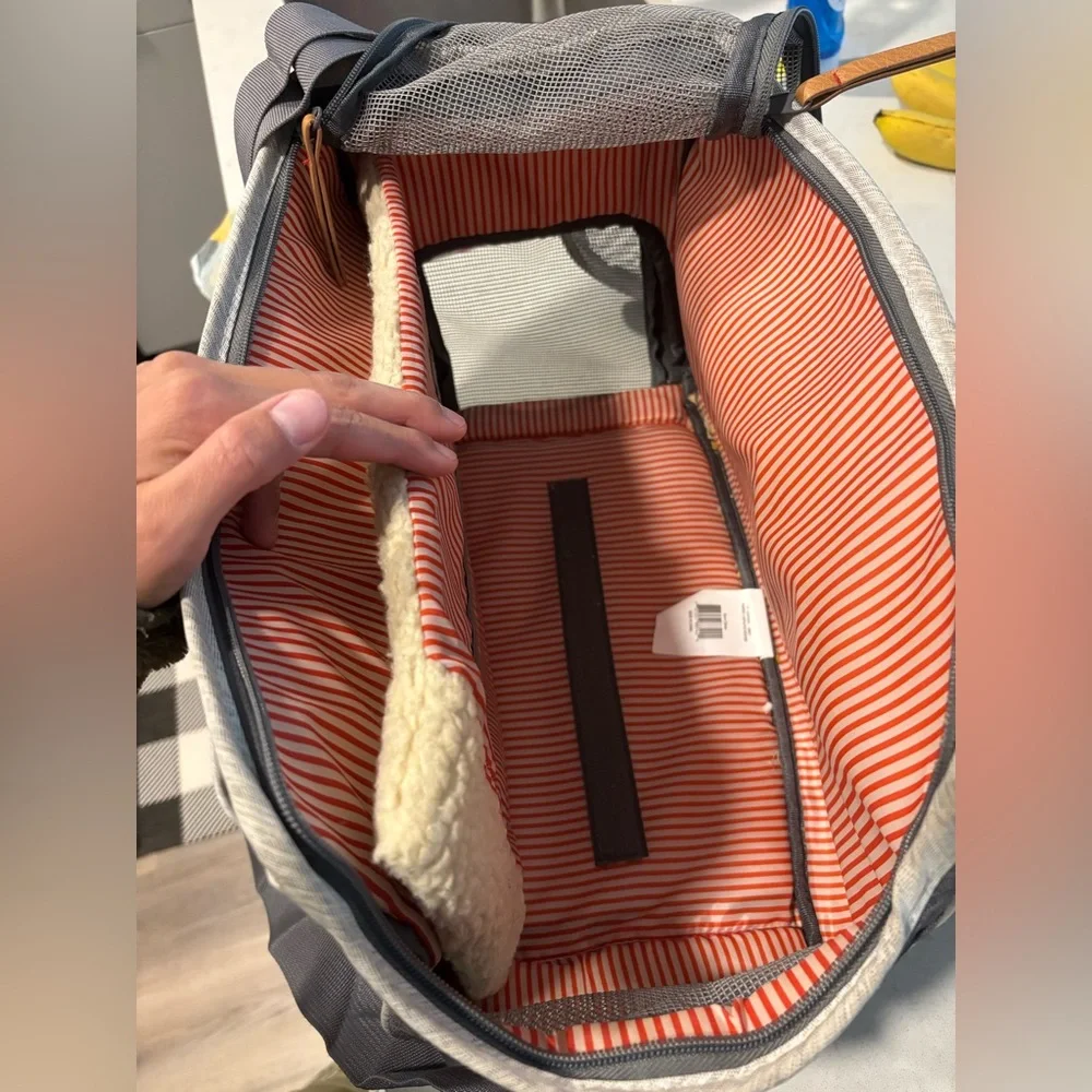 N/A pet purse