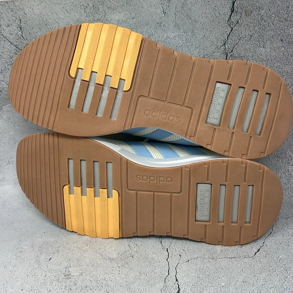 adidas step out