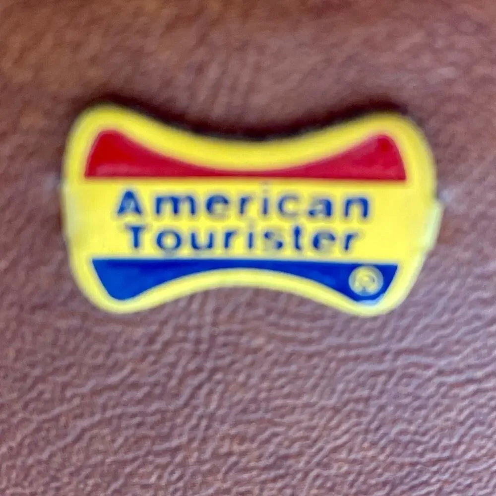 American Tourister preloved vintage