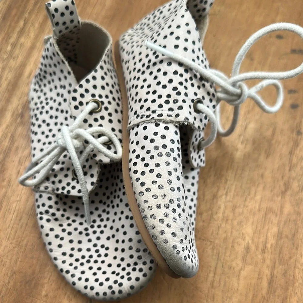 Piper Finn stylish polka
