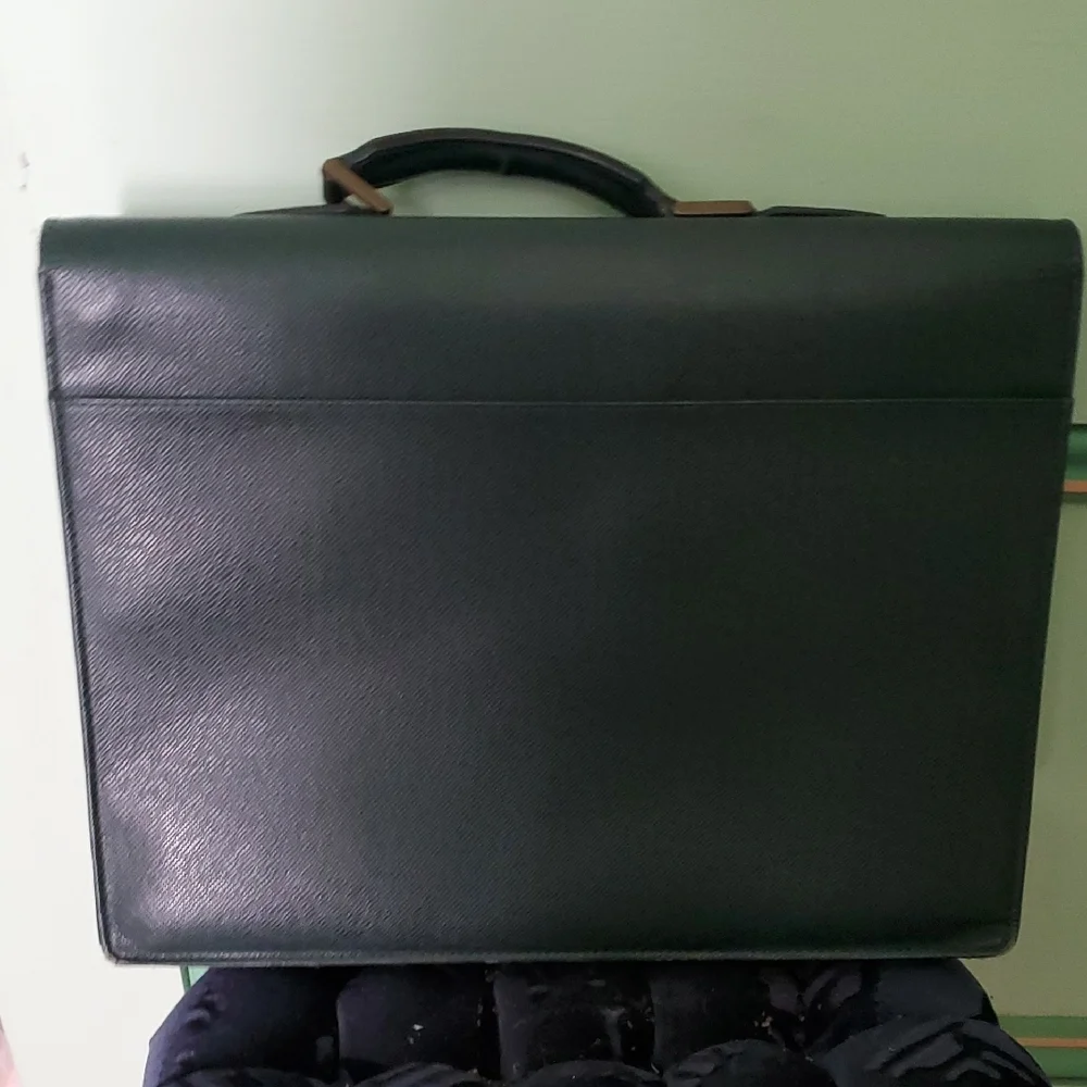 Louis Vuitton this elegant