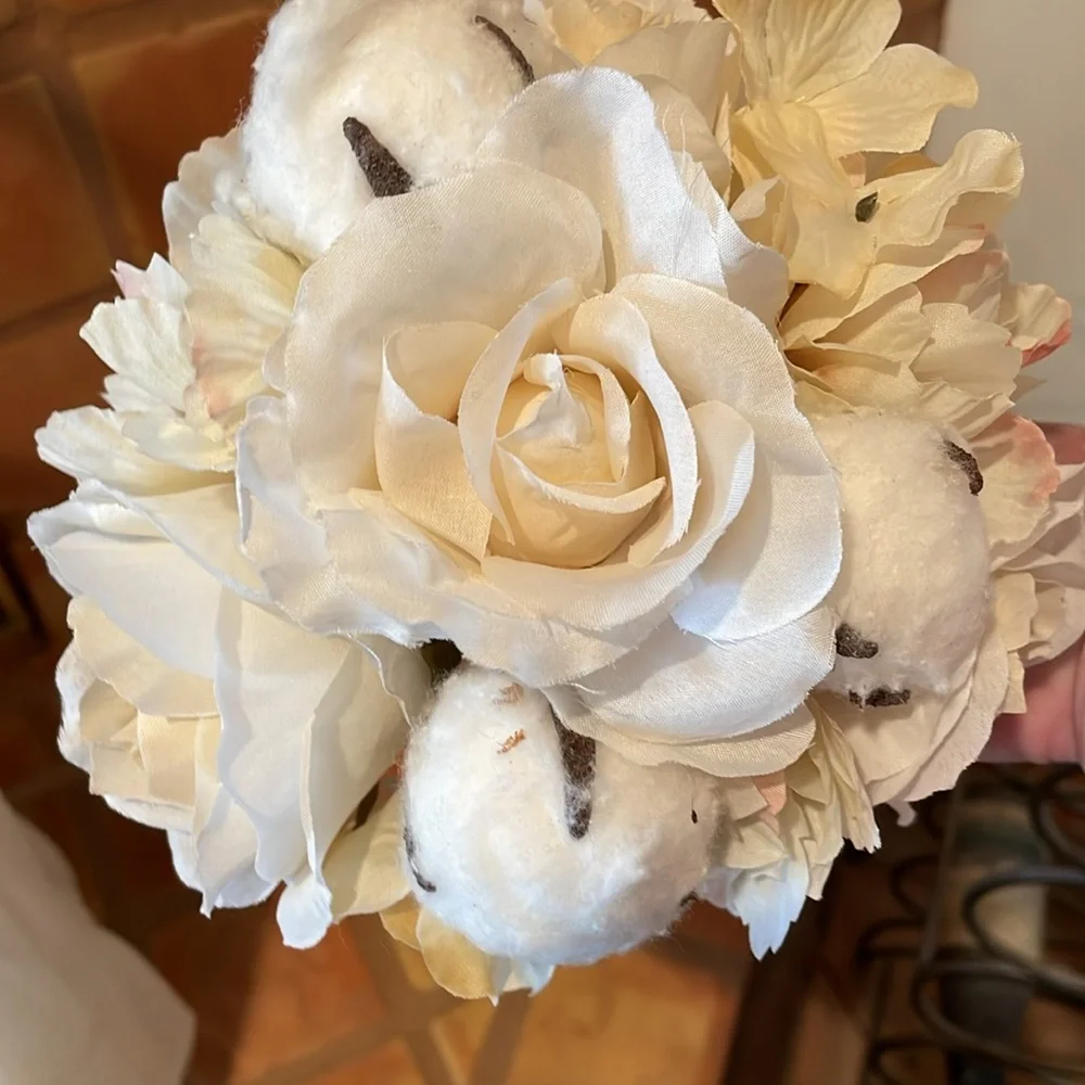 N/A faux floral