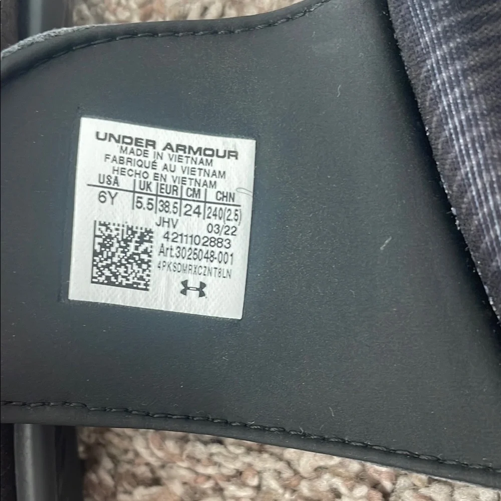 Under Armour comfortable black