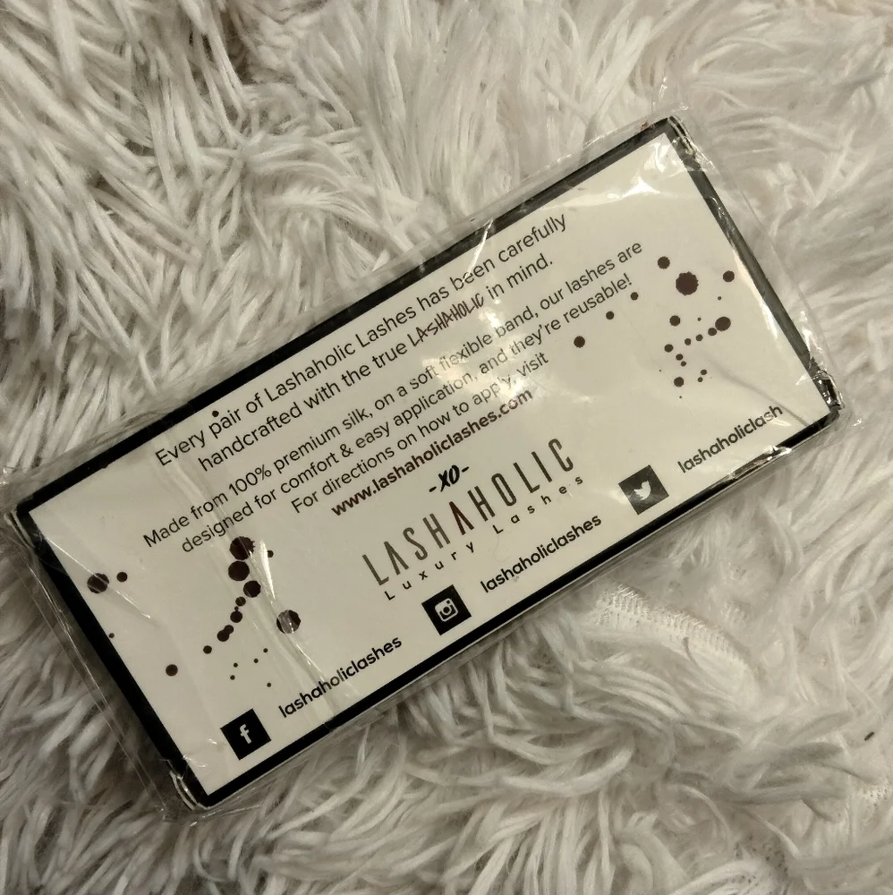 Lashaholic 🆕 📷please