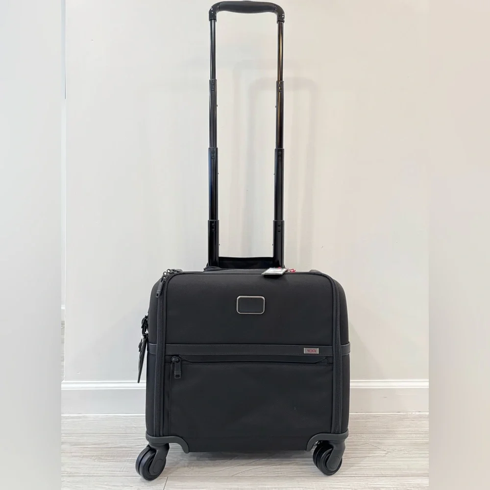 TUMI ALPHA Compact 4 Wheeled Brief