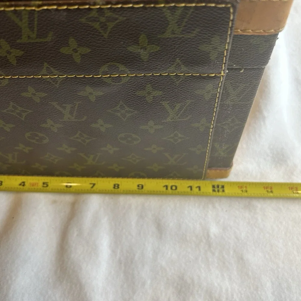Louis Vuitton wide not