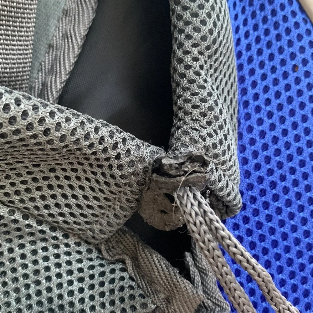 N/A comfortably carry