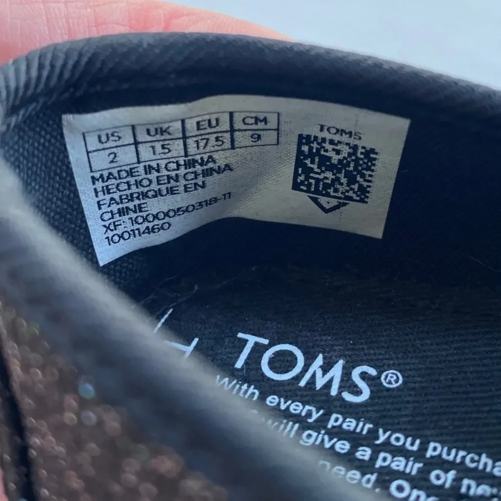 Toms these adorable