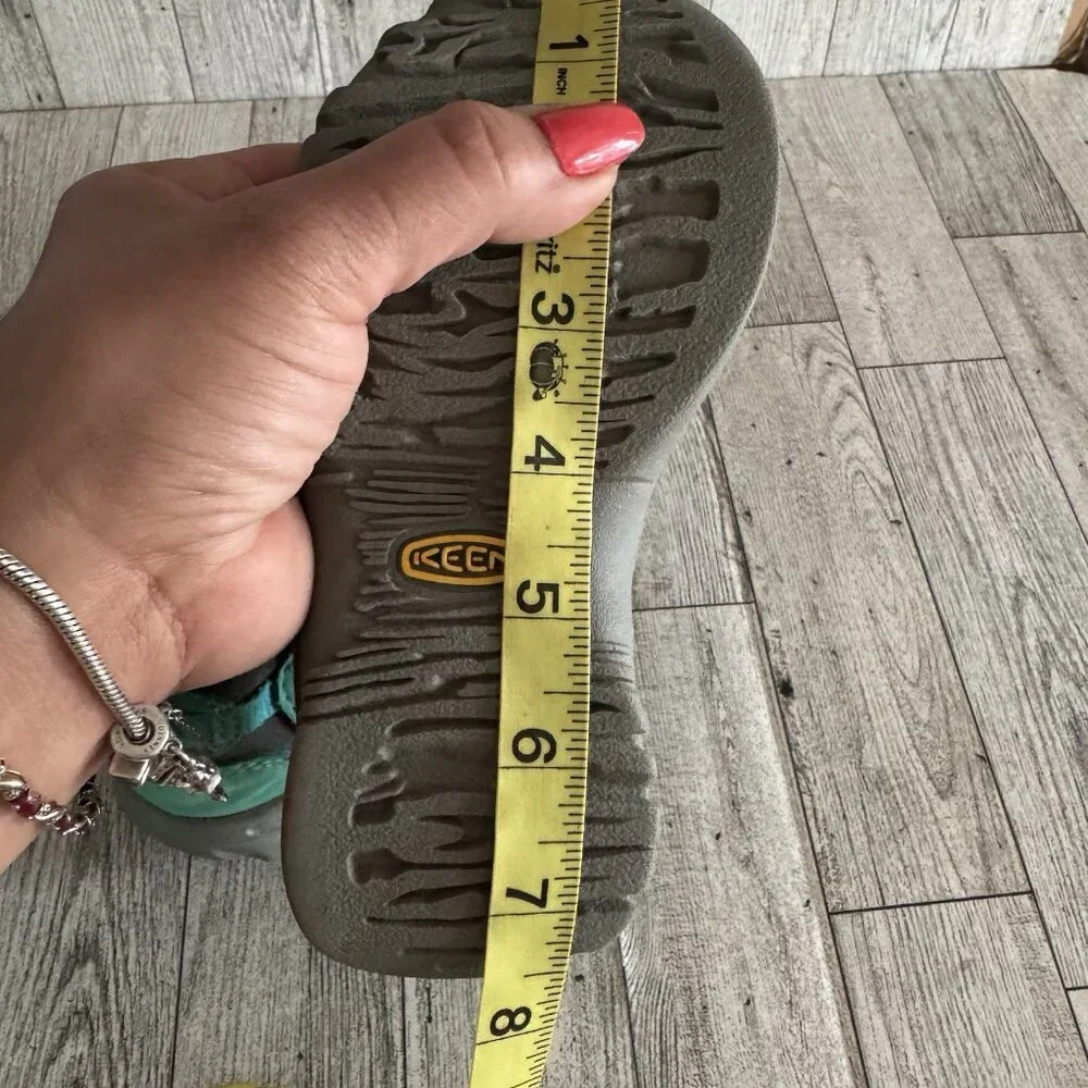 Keen whisper sandals