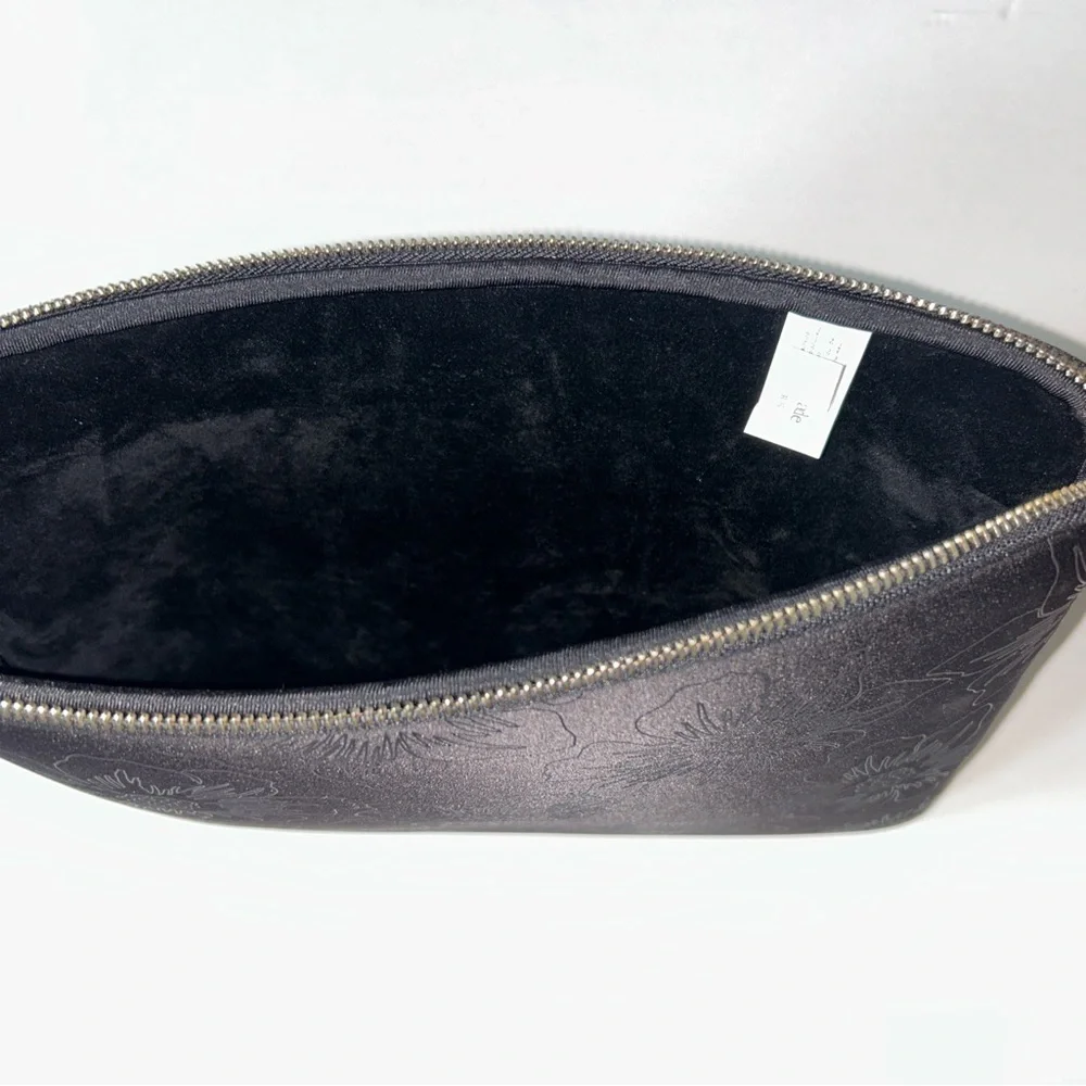 kate spade chic black
