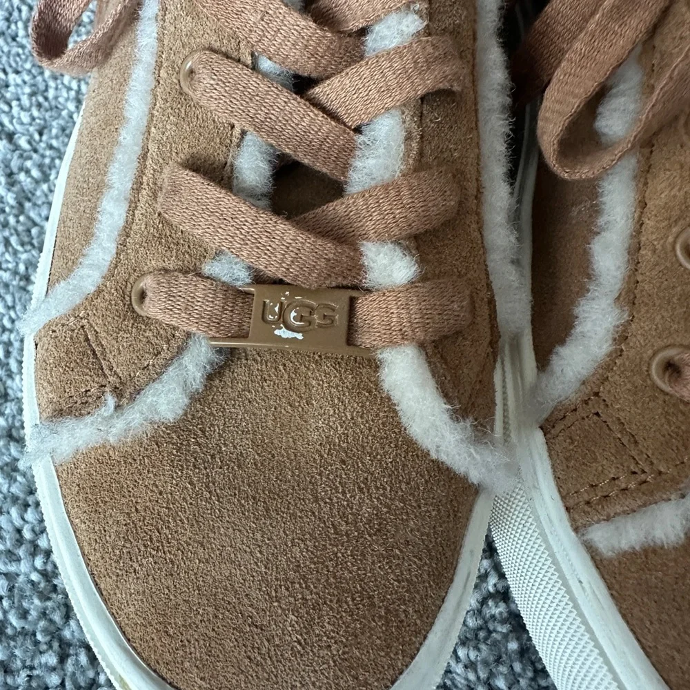 UGG chestnut high