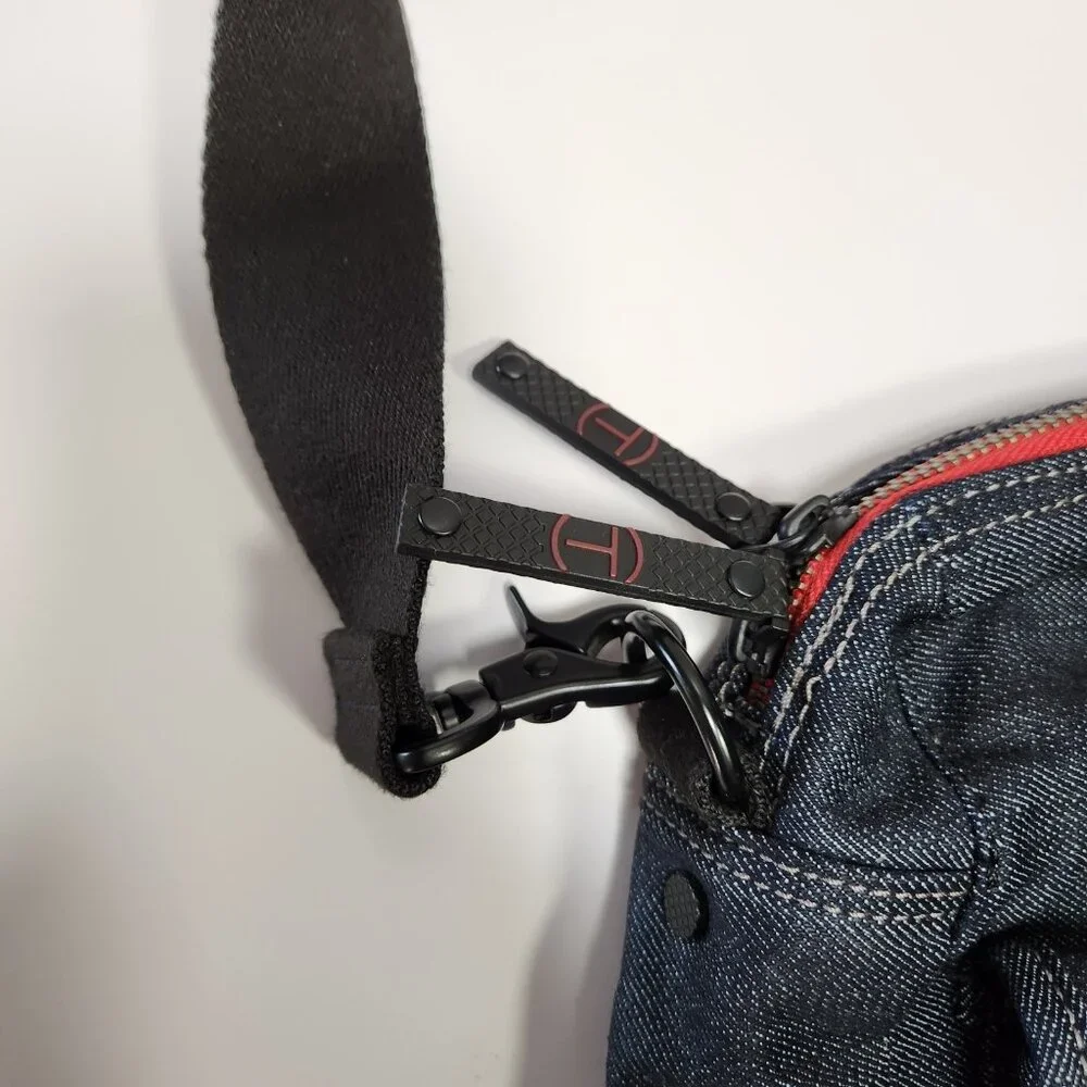 Tumi tech essential