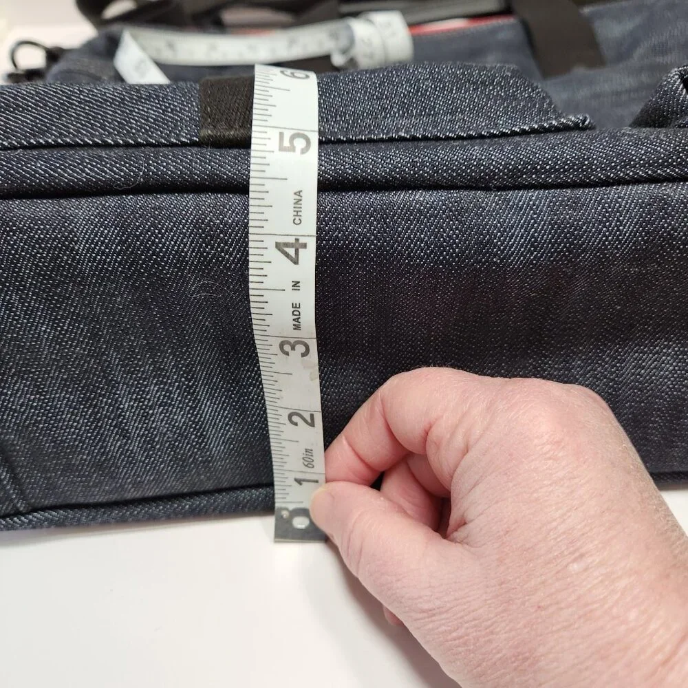 Tumi tech essential