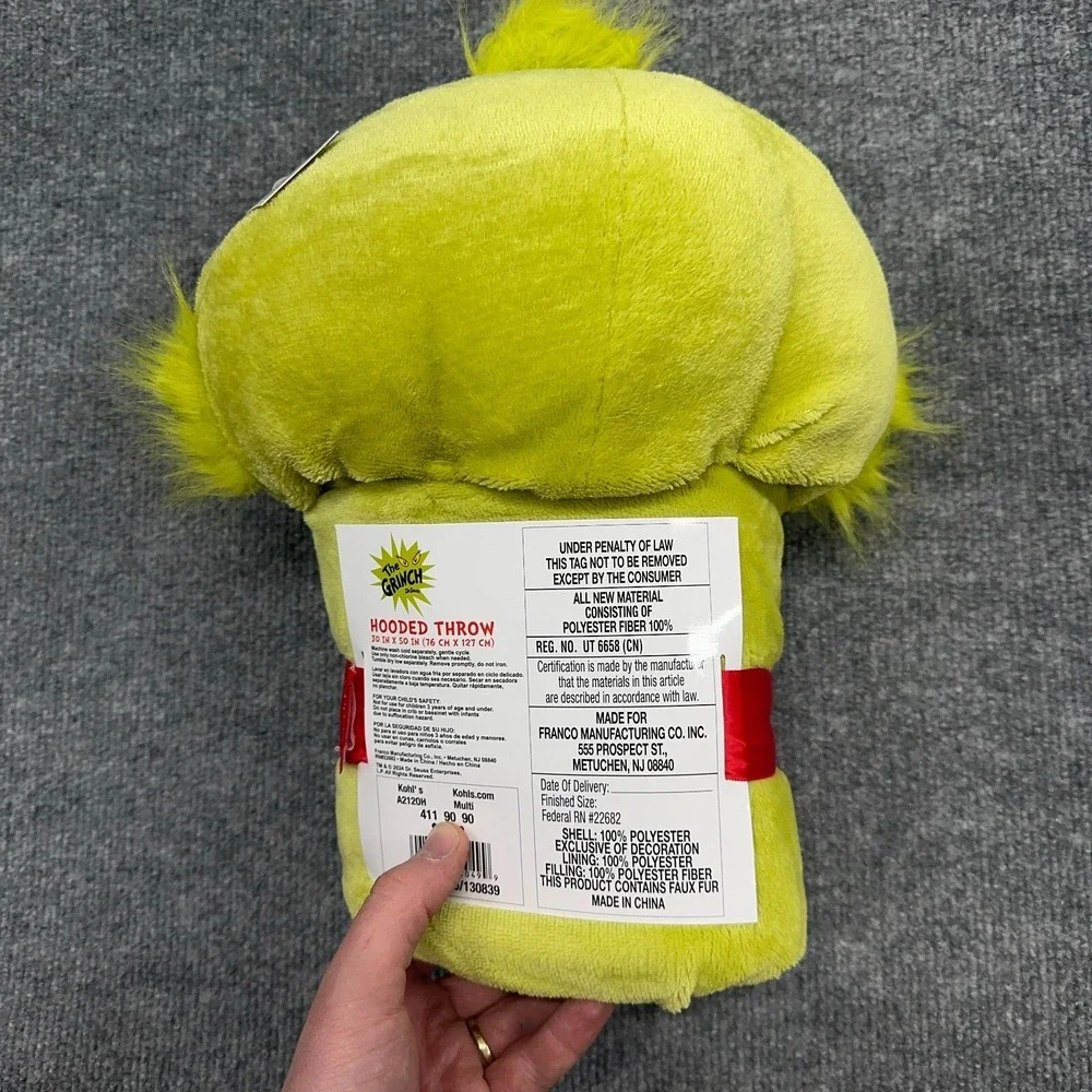 The Grinch Hooded Throw Blanket Dr Seuss 30x50 Hand Pockets Super Soft Plush NEW