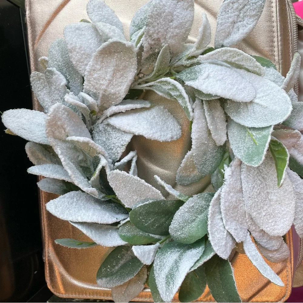 Frosted Green Wreath