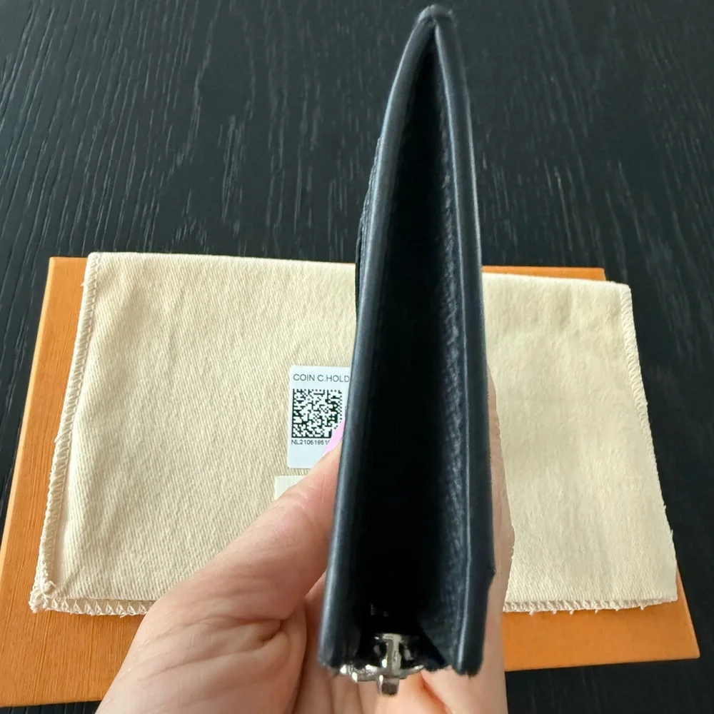Louis Vuitton elegant card