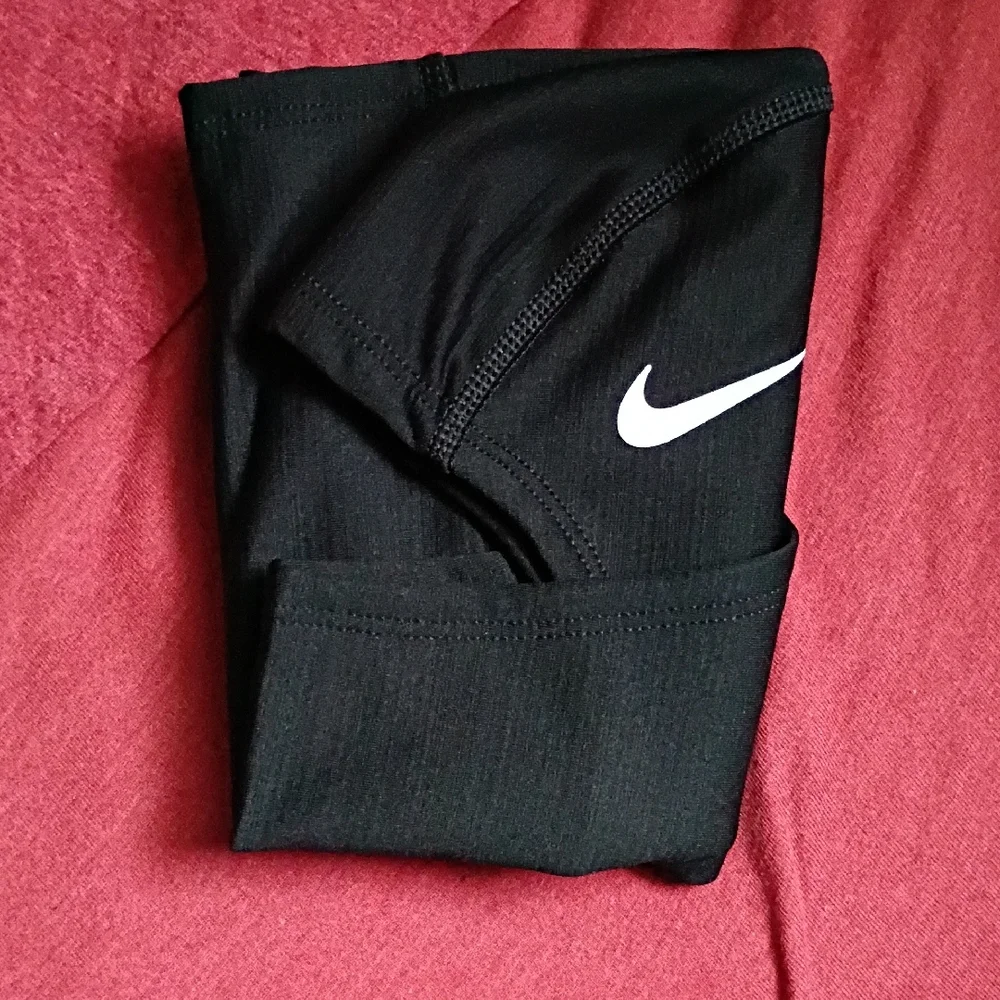 Nike pro iconic warmth