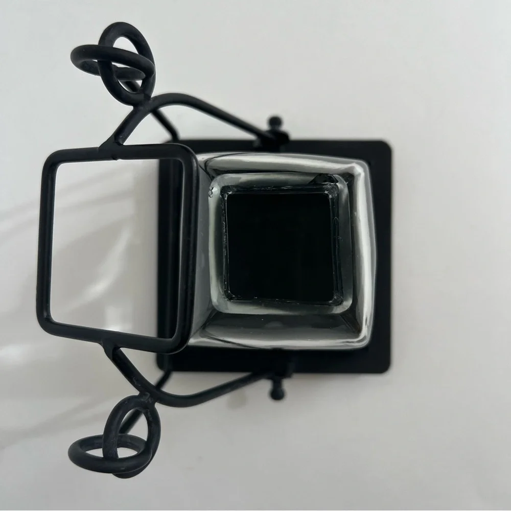 Frontgate vintage windproof