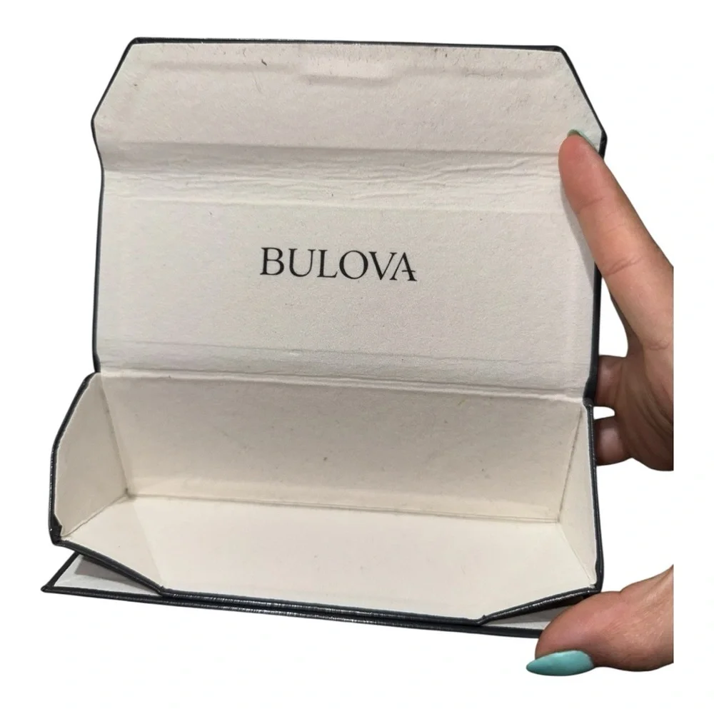 Bulova gray sunglass