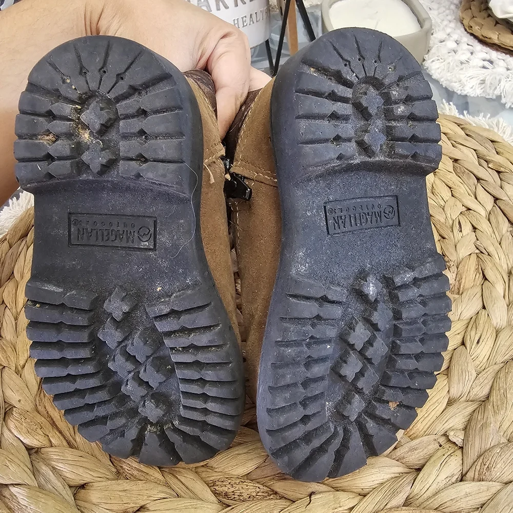 Magellan Outdoors kids durable bright