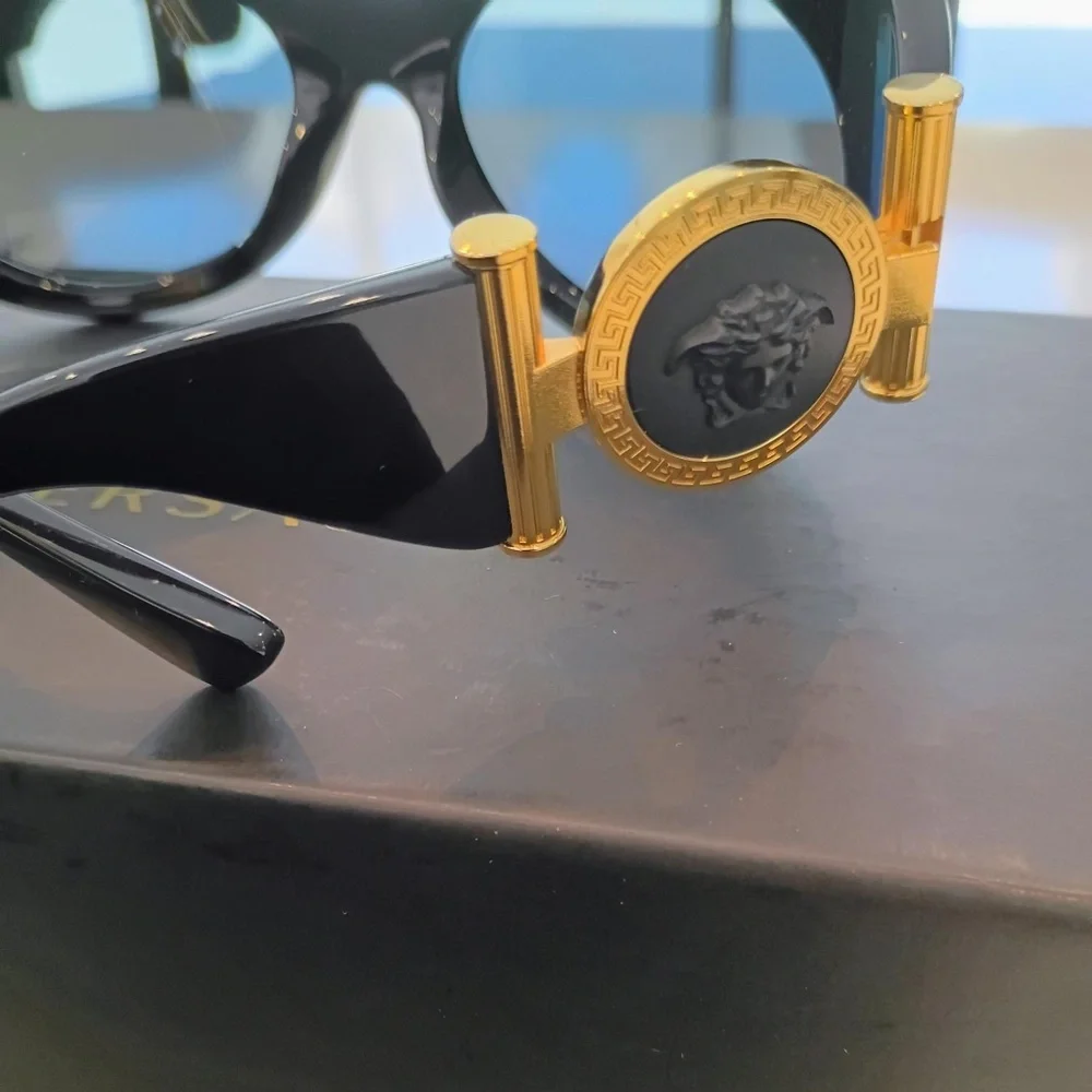 Versace sunglasses size