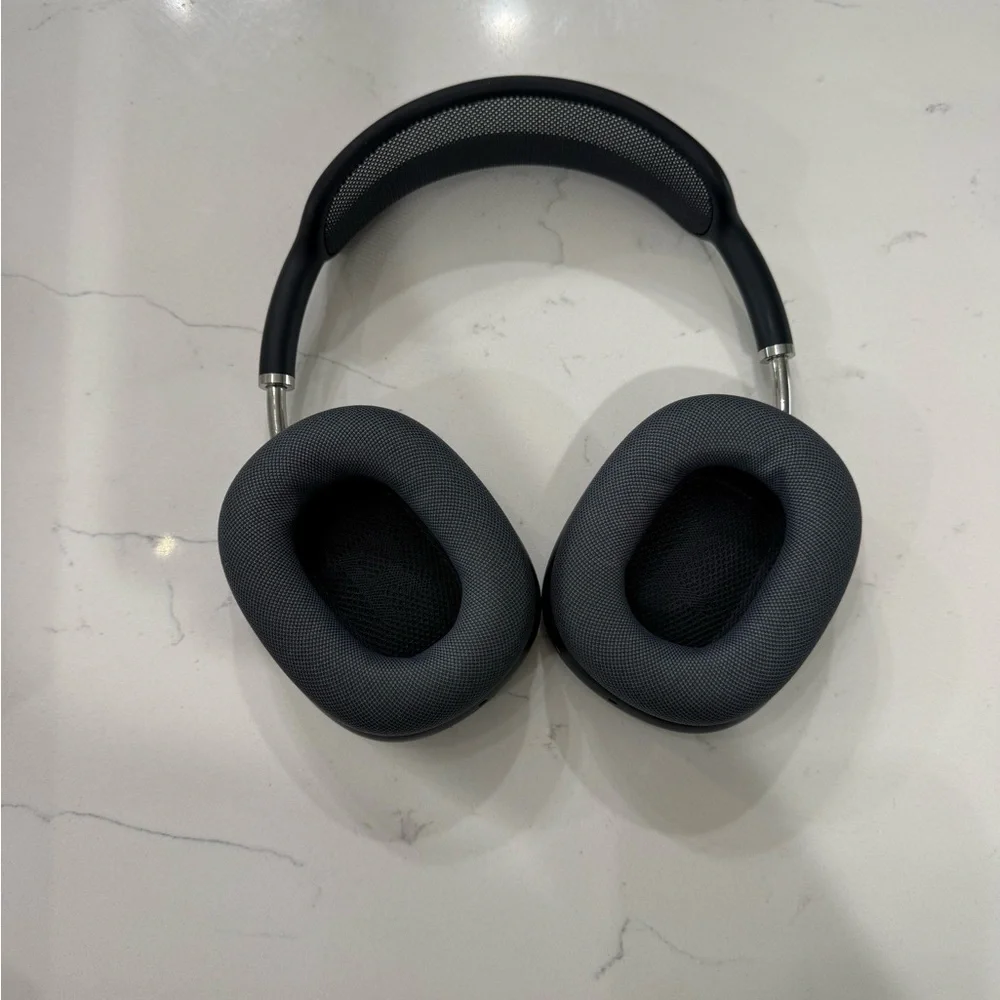 Apple barely used