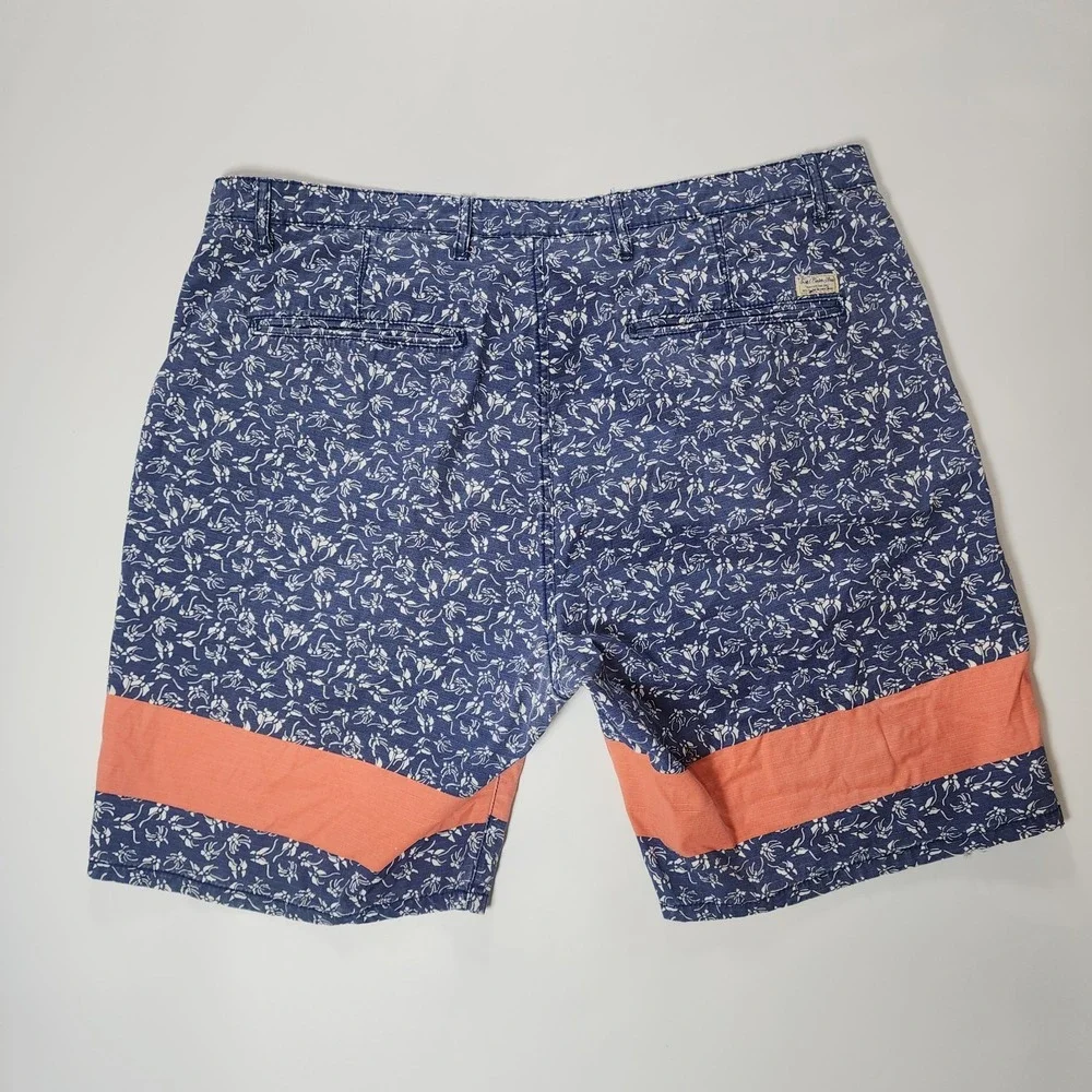 Scotch & Soda check photos
