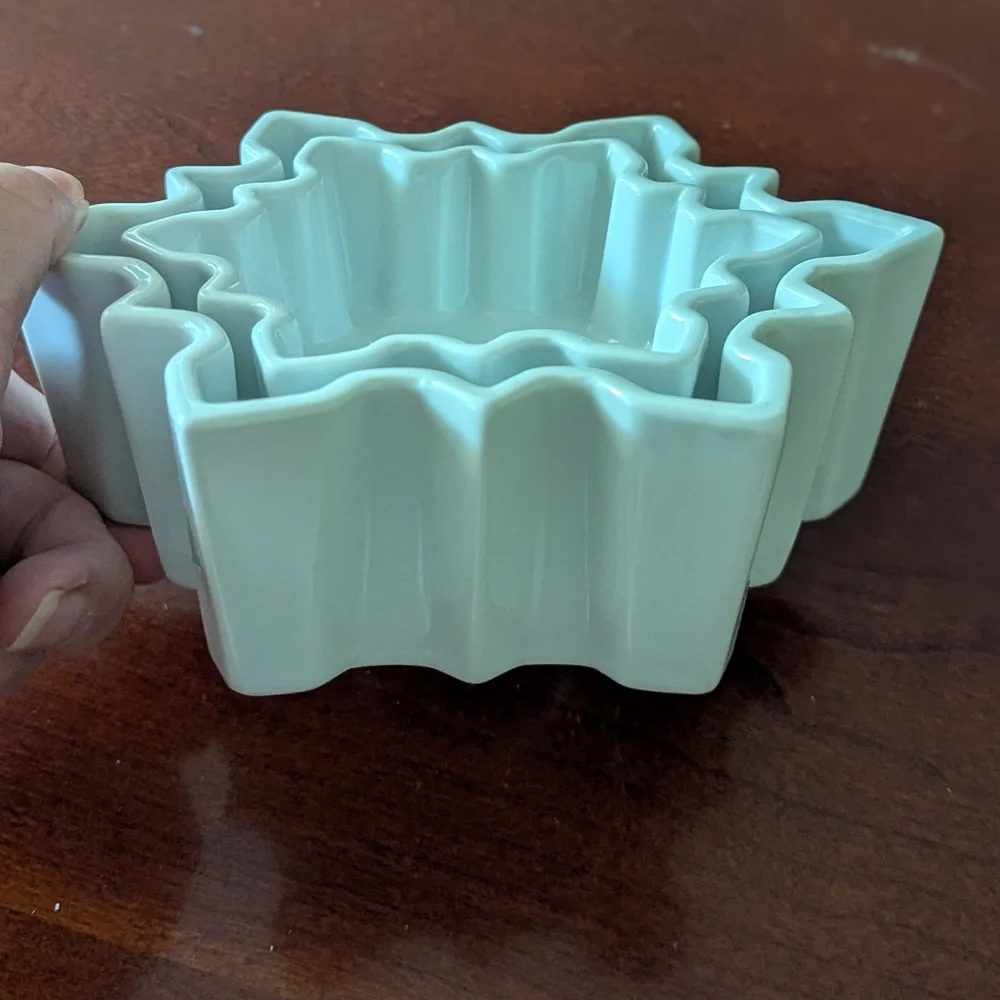 Crate&Barrel nesting set
