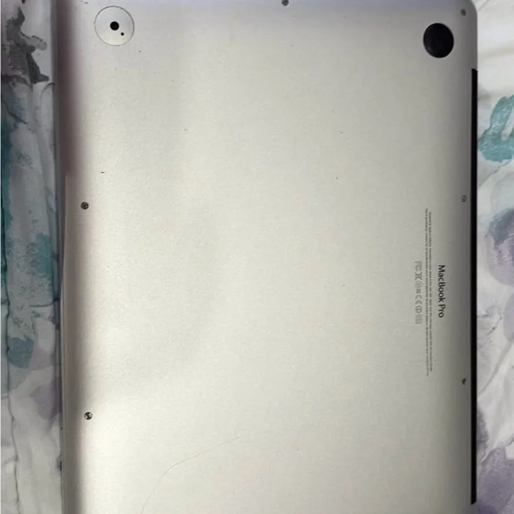 Apple elegant laptop