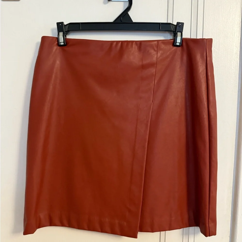 Bar III womens brown
