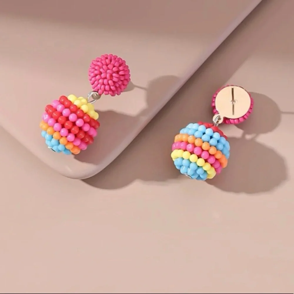 N/A these earrings
