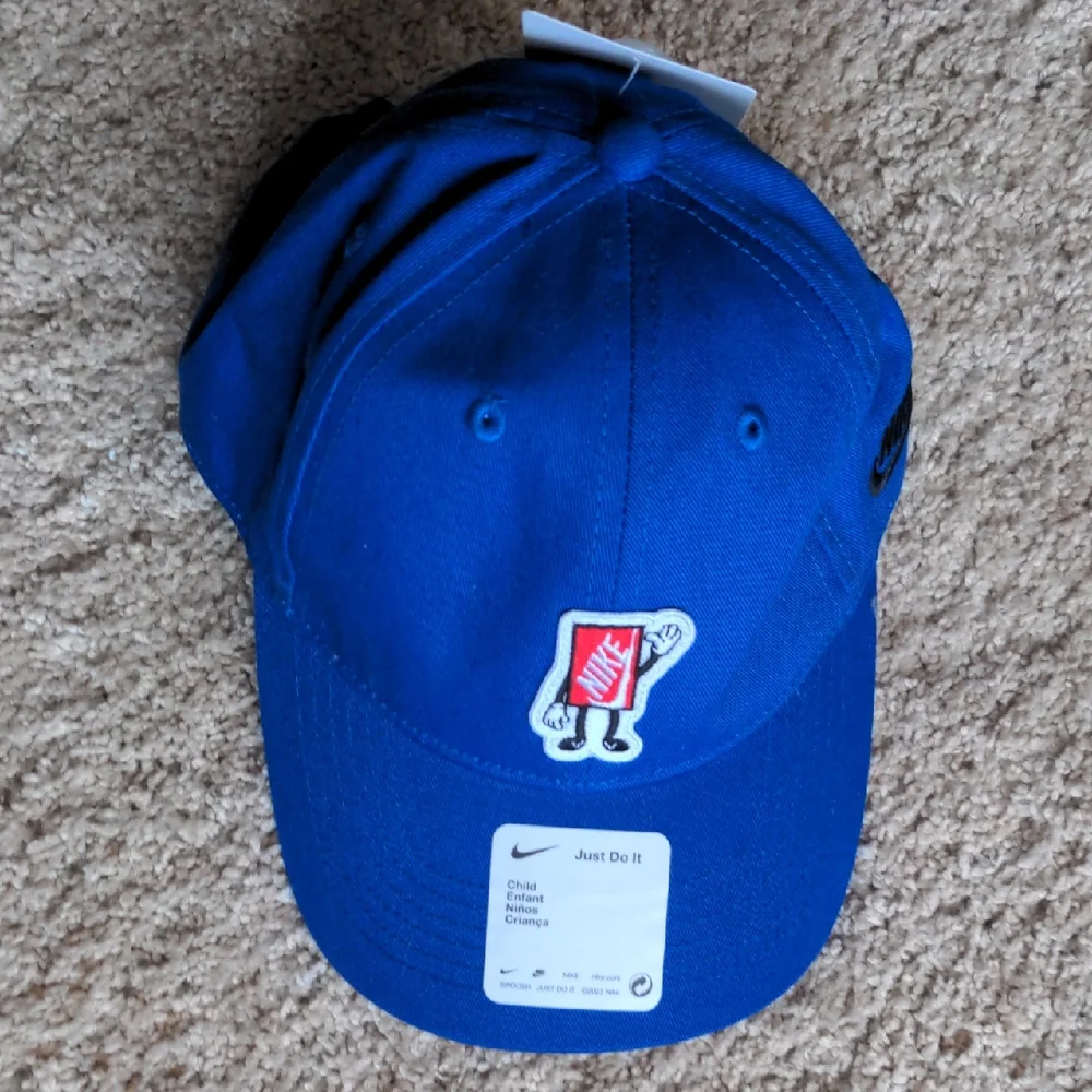 NWT Youth/Child Nike Shoe Box Character Hat