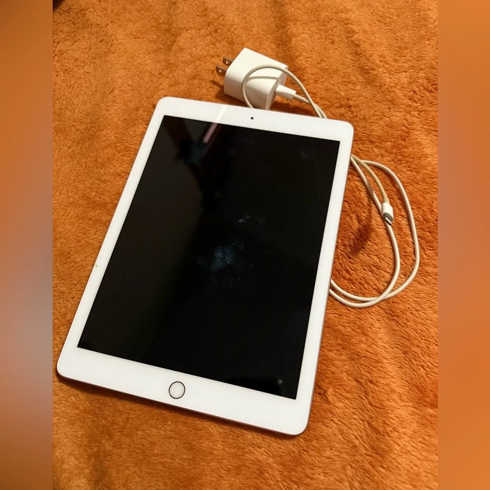 Apple sleek tablet