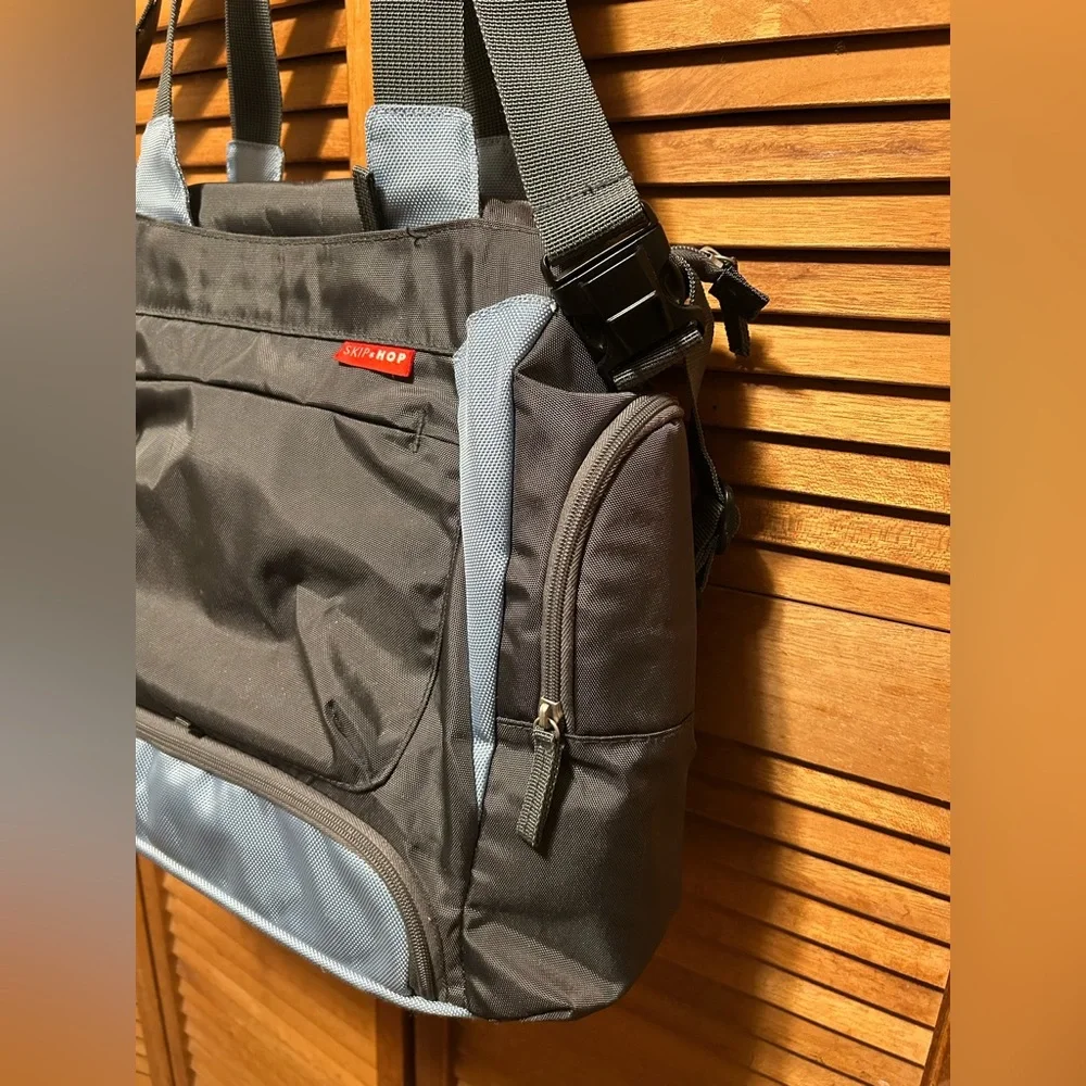 Skip Hop Black and Gray Diaper Bag