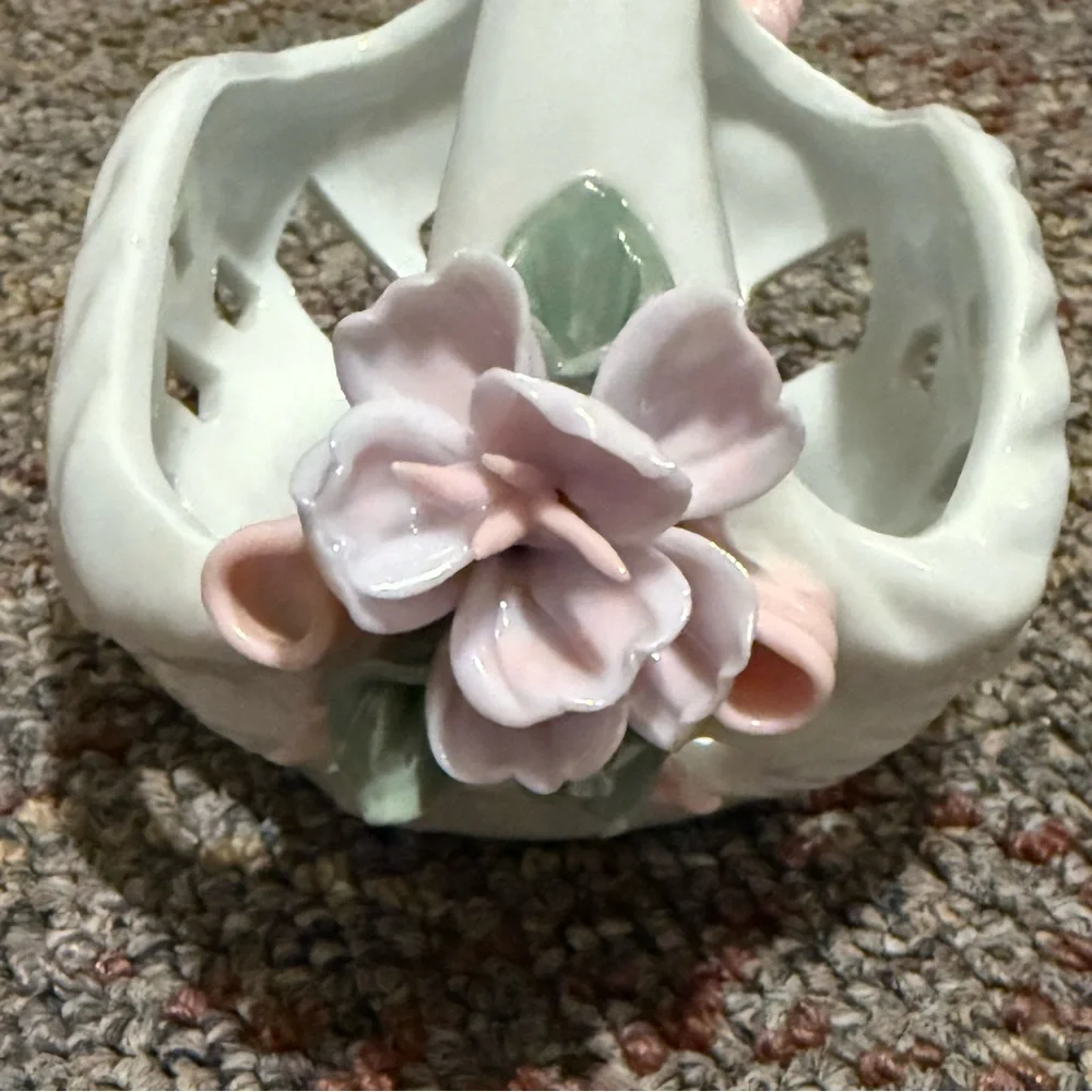 Vintage Porcelain small vintage