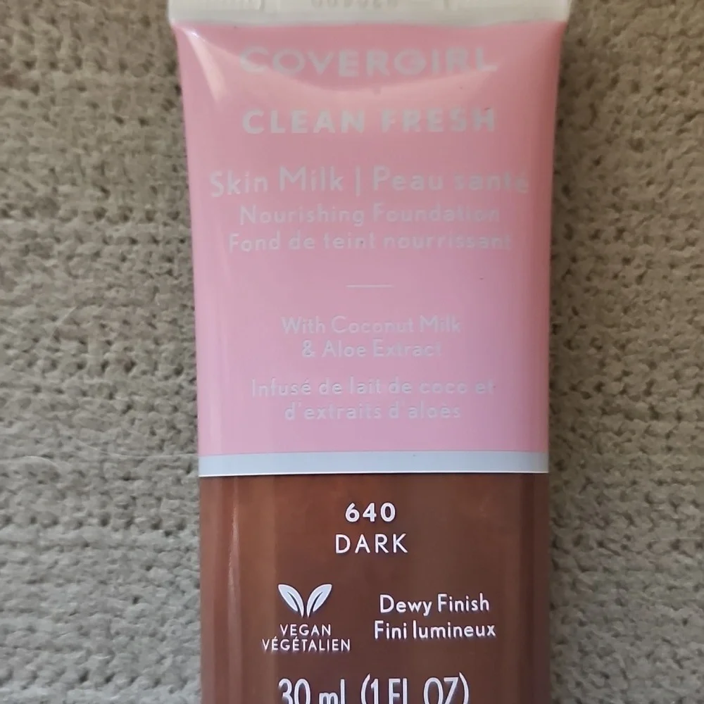 COVERGIRL 640 dark