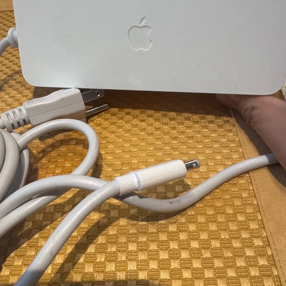 Apple 110w power