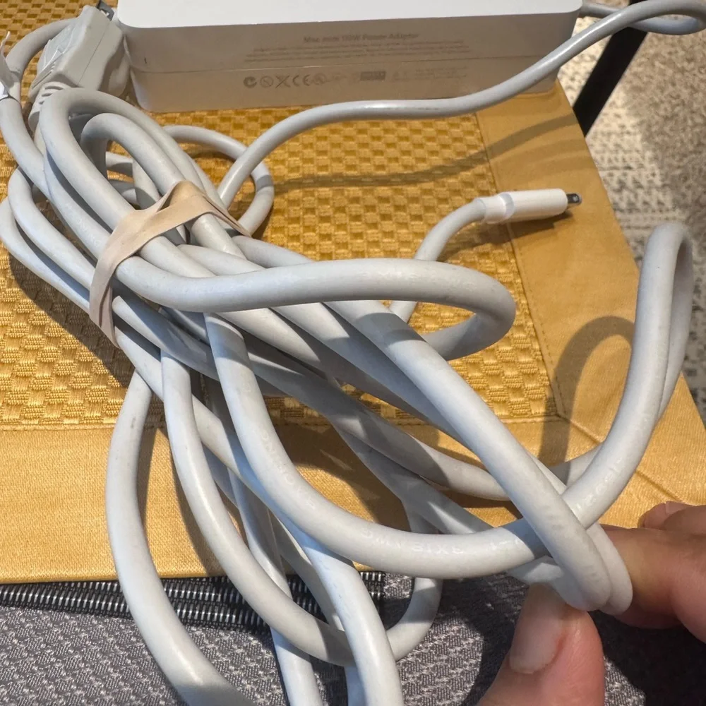 Apple 110w power