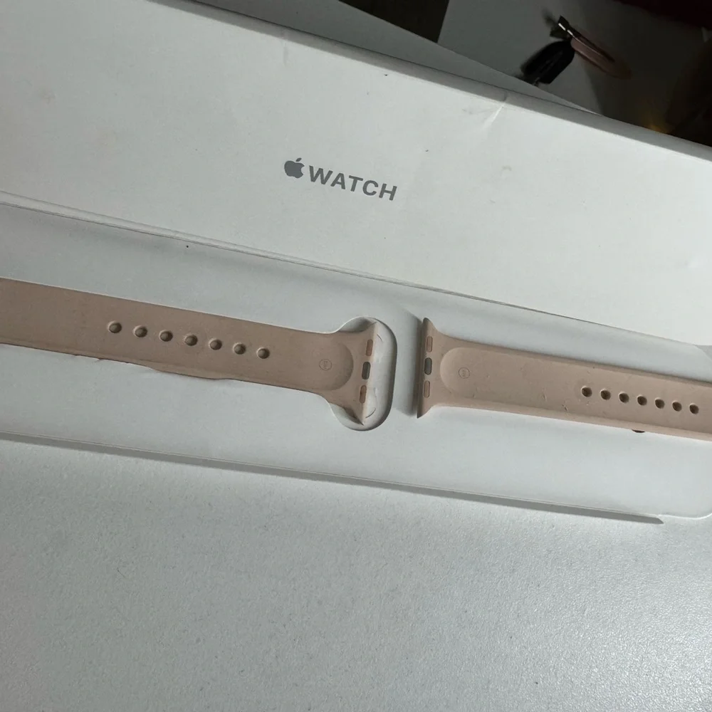 Apple watch hue everyday