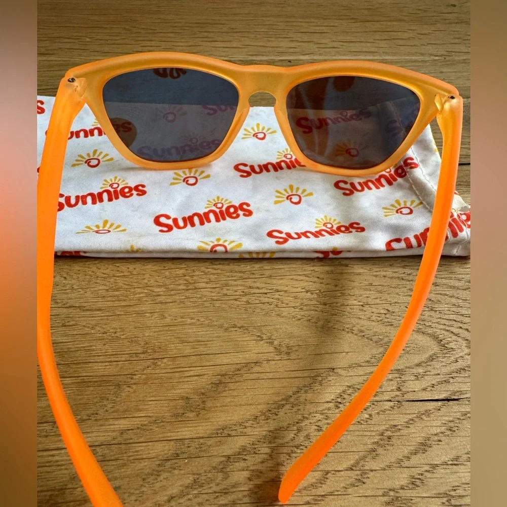 sunnies bright orange
