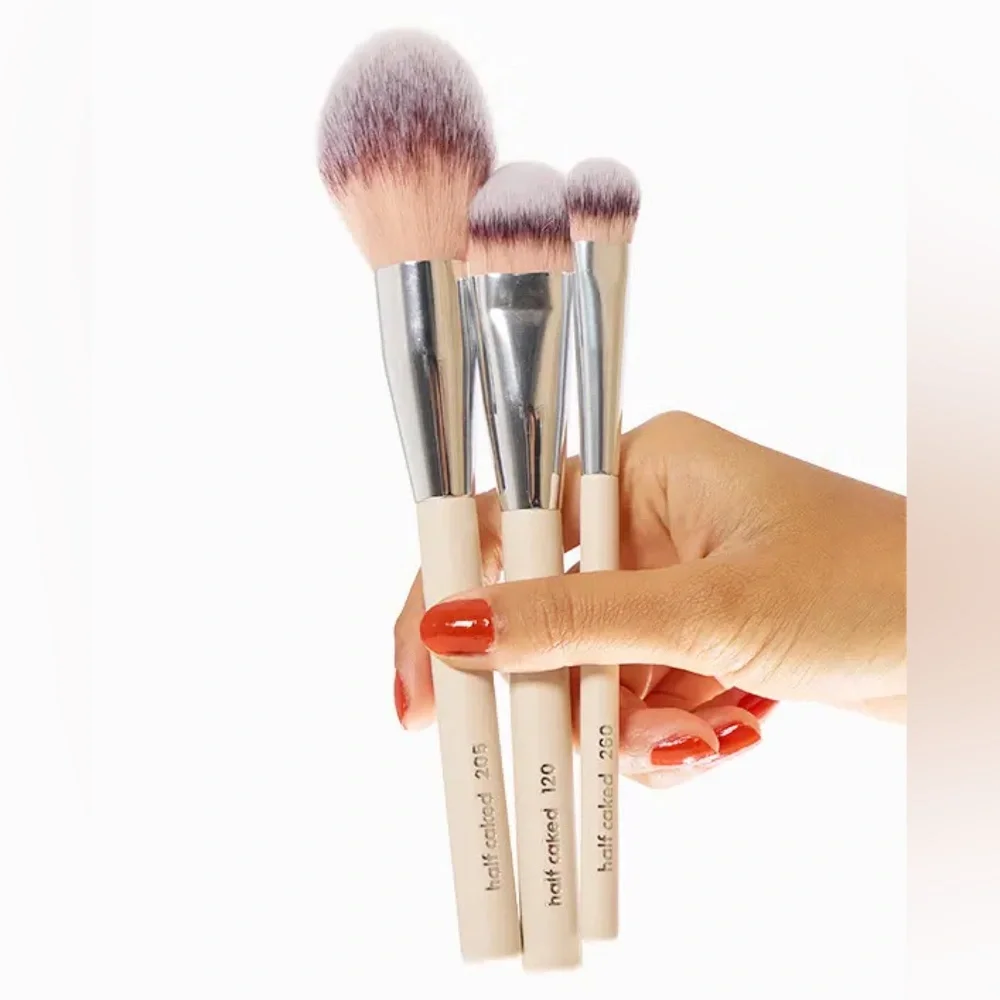 HALF CAKED The Essentials: Face Collection 3 Piece Brush Set