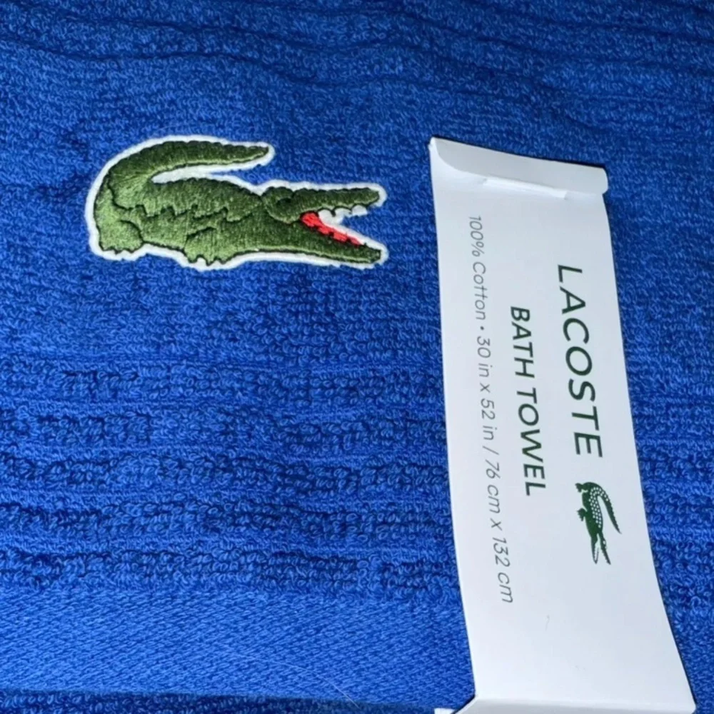 Lacoste wrap yourself
