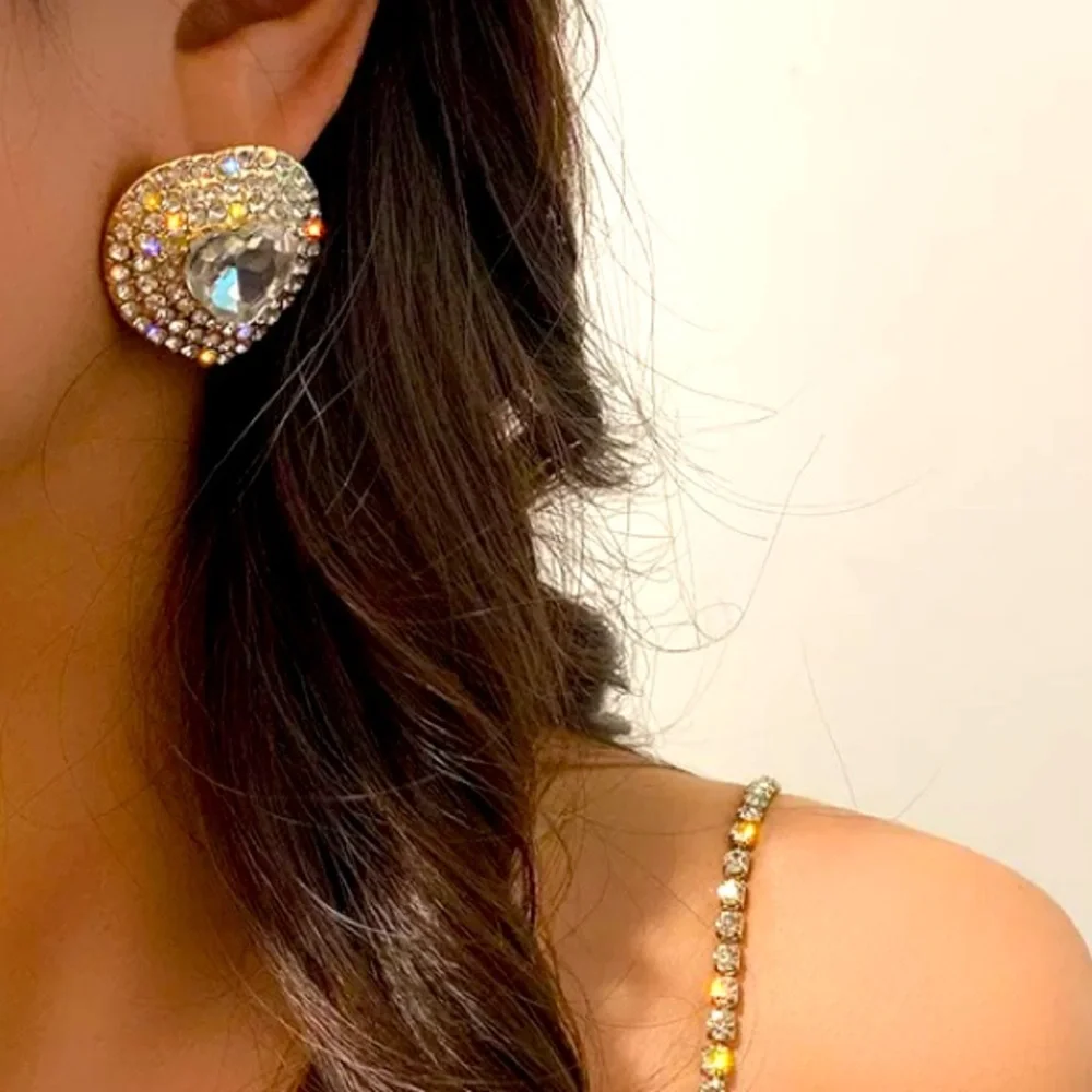 🌟 Gold Plated Heart Crystal Earrings