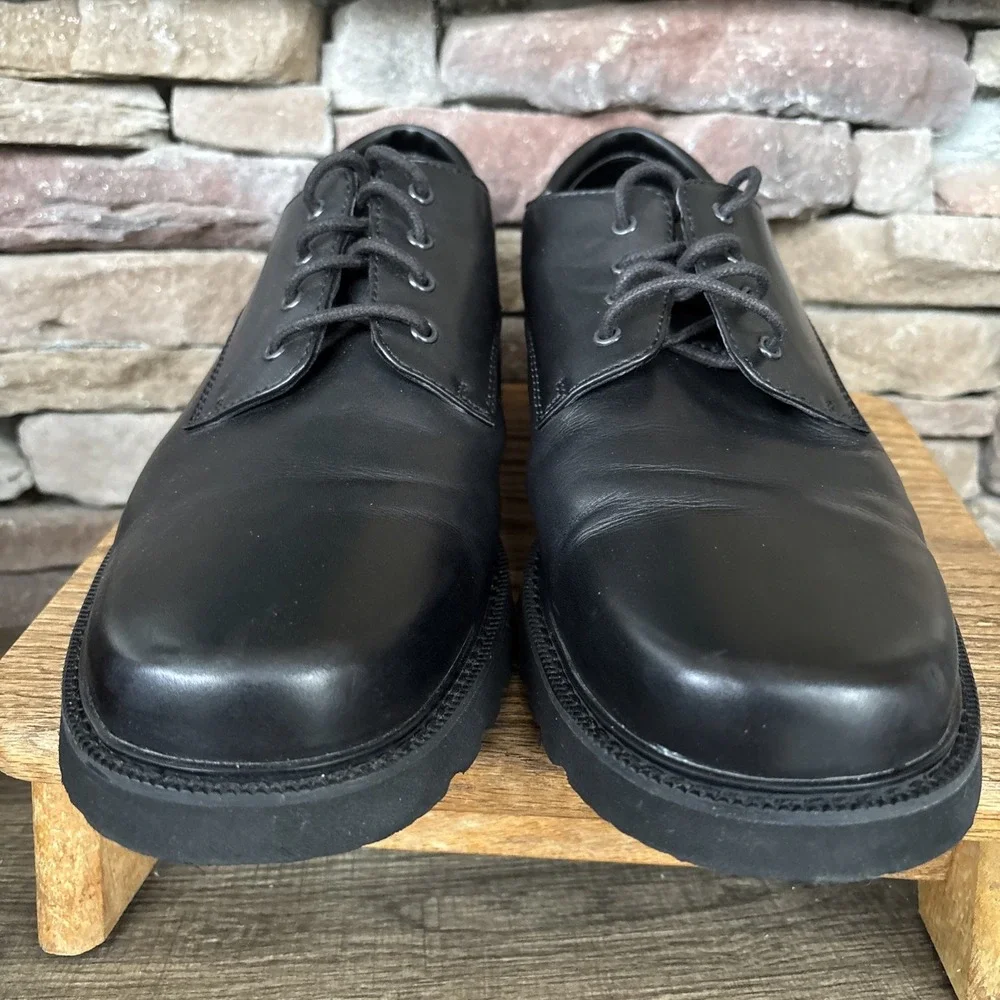 Rockport insole shape
