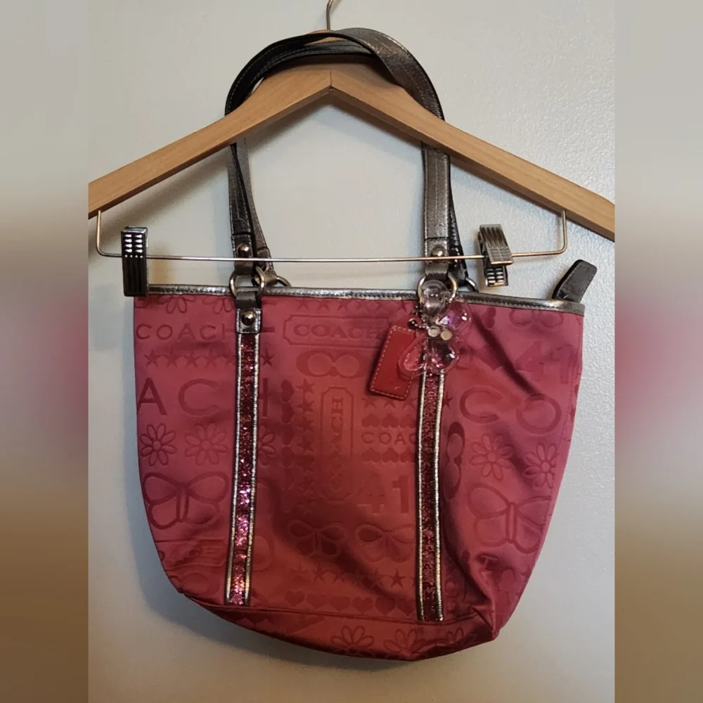 Coach stylish pink