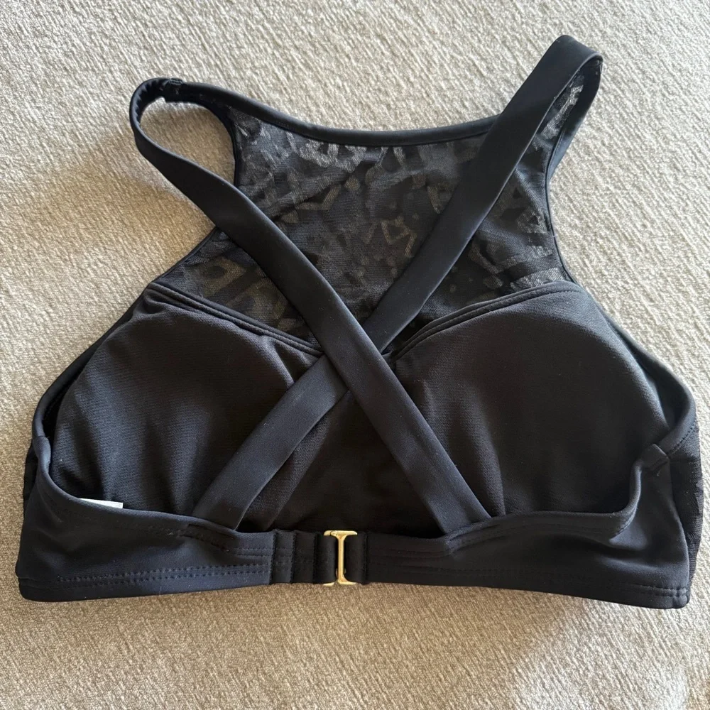 Xhilaration chic black
