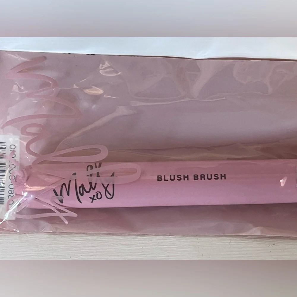 Mally Beauty soft pink