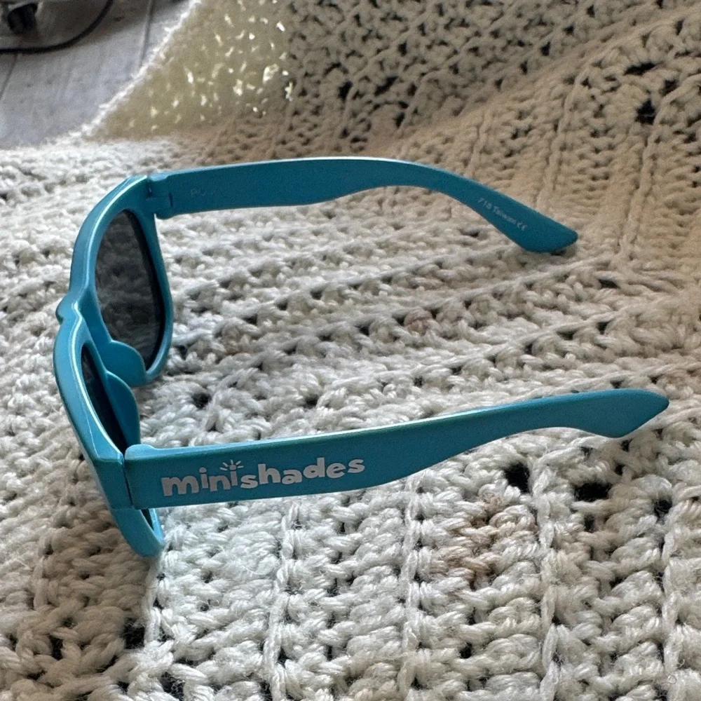 mini shades bold blue