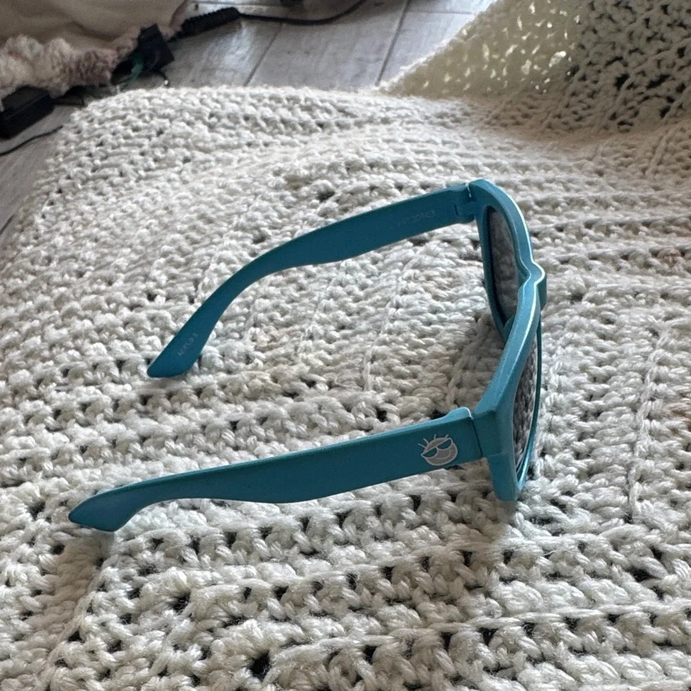 mini shades bold blue