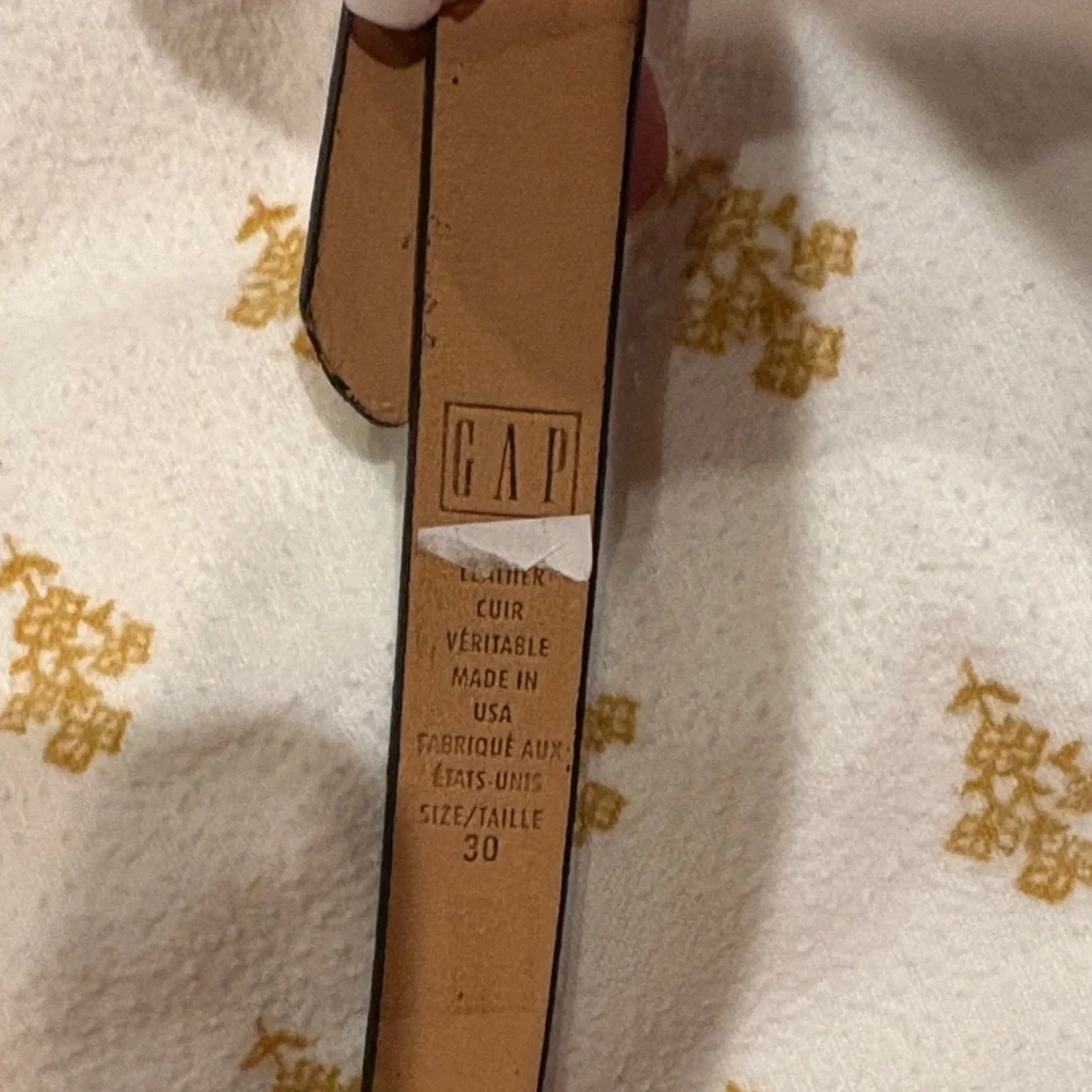 GAP stylish brown